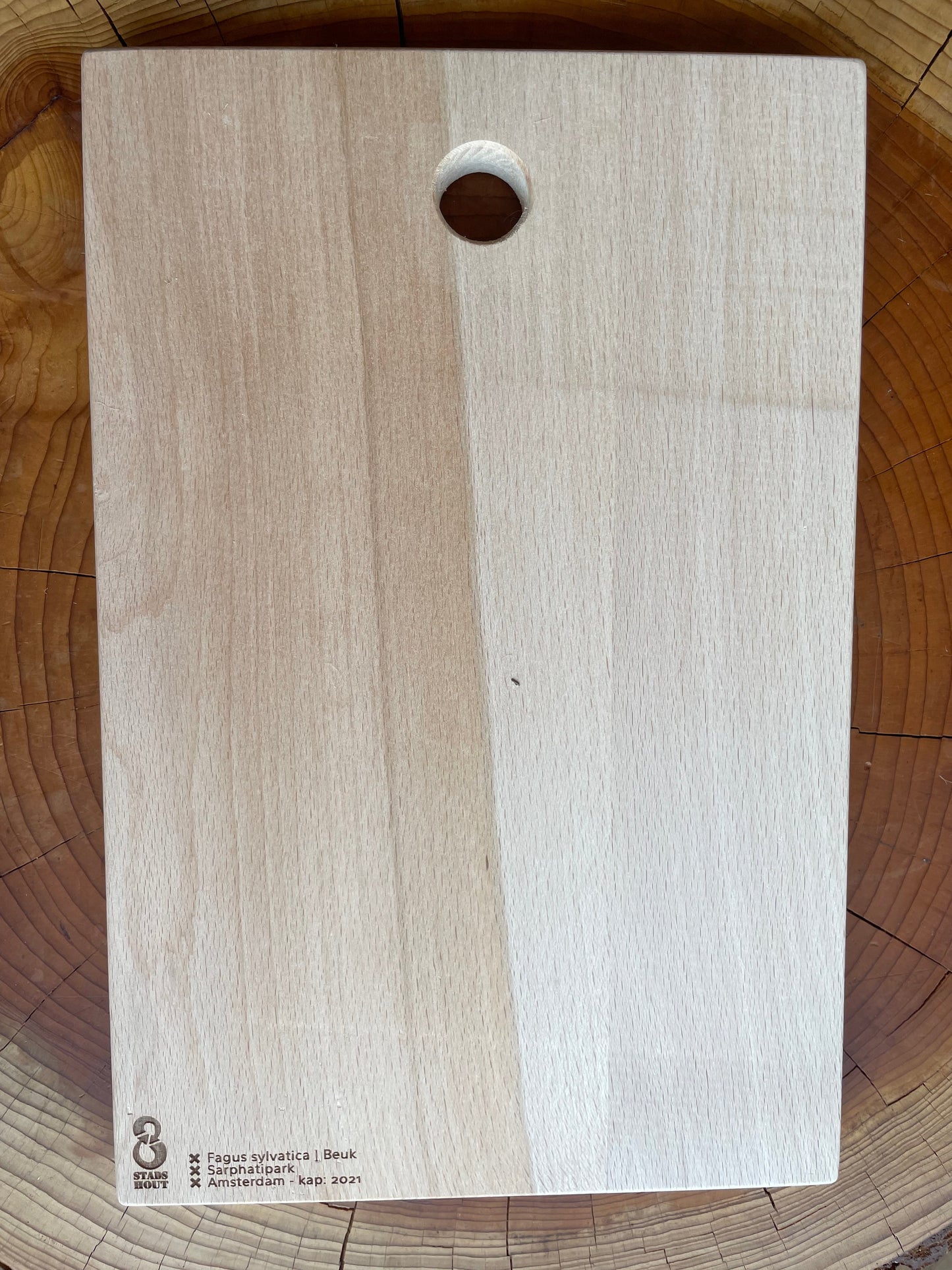 Beech Tree chopping board from Sarphatipark